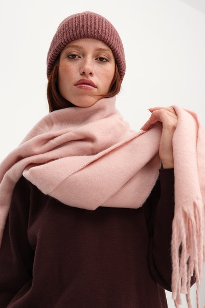 Tasseled Shawl4002