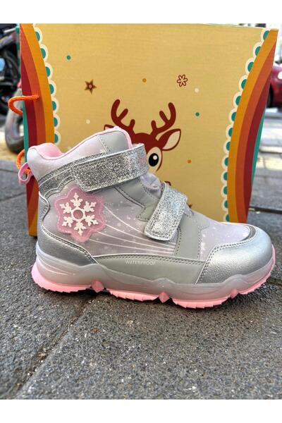 Buck3034 Snowy чизми за девојчиња СРЕБРЕНИ