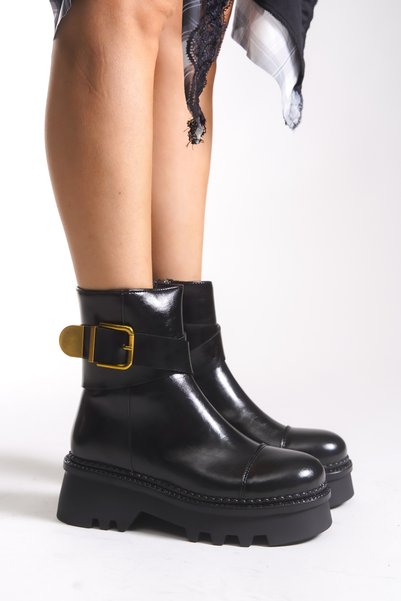 Heillanae Women's Buckled Combat Boots 00122001 Black Rustic