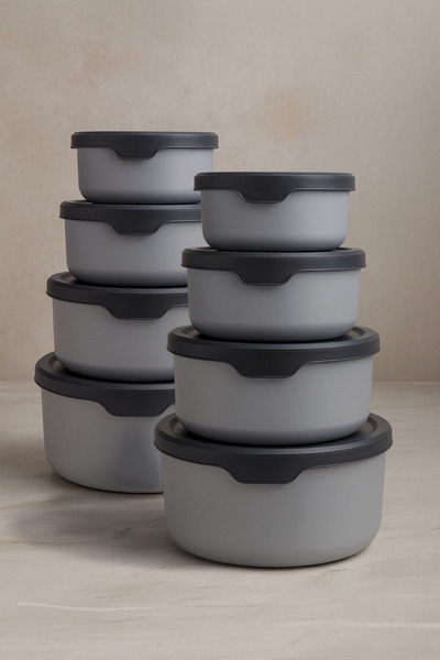 Set of 8 Round Storage Containers (0.45ml -0.8Ml-1.5L-2.5L) Microwave and Freezer Compatible