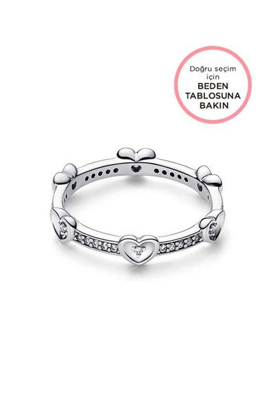 Glittering Heart Ring
