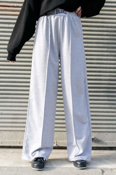 Balancer Emblemed Drawstring Sweatpants Gray