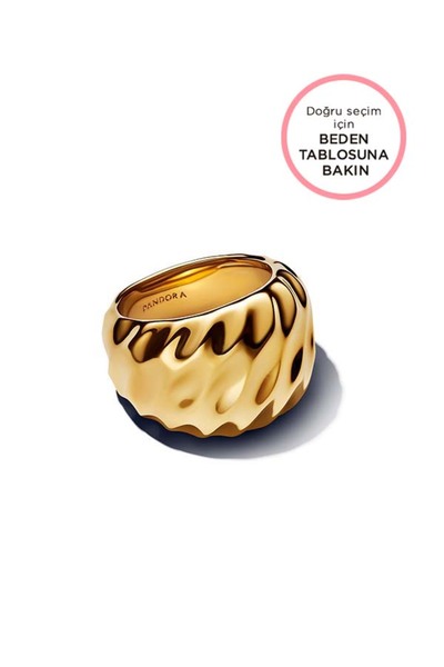 Wavy Assertive Ring