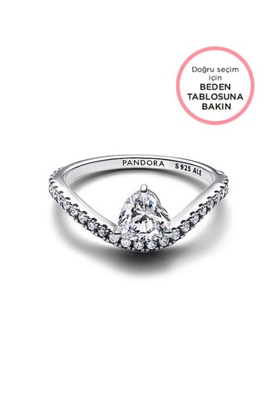 Wave Shaped Pavé Heart Ring