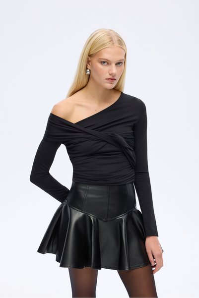 Drapeli Asymmetric Knotted Blouse Black