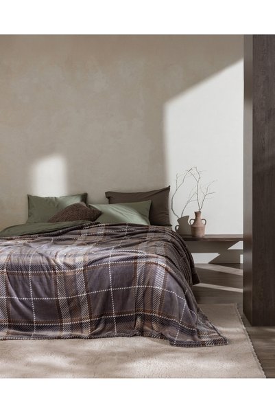 Antonin Double Welsoft Fleece Printed Blanket - Gray/Beige