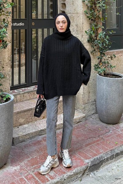 Turtleneck Sweater Black