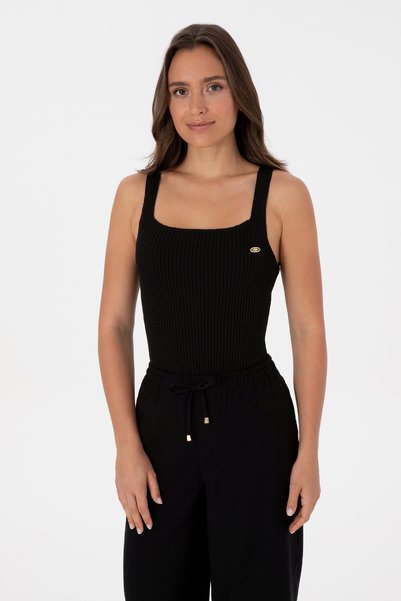 Women's Black Square Neck Knitwear T-Shirt 50314626-Vr046
