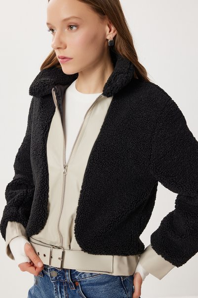 Contrast Color Belted Plush Jacket Lxa0003 Black