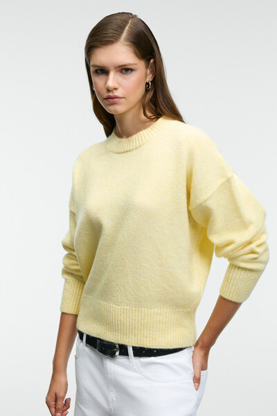 Nanna Women's Oversize Fit Soft Cashmere Crew Neck Thick Knitwear Yellow Sweater