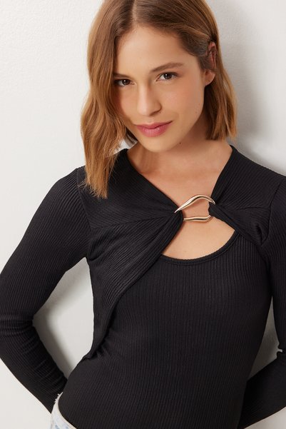 Gold Accessory Knitted Blouse Lfw0017 Black
