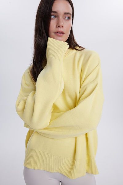 Women's Oversized Wide Cut Crew Neck Yellow Sweater