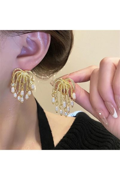 White Baroque Pearl Tassel Gold Chain Detailed Earrings