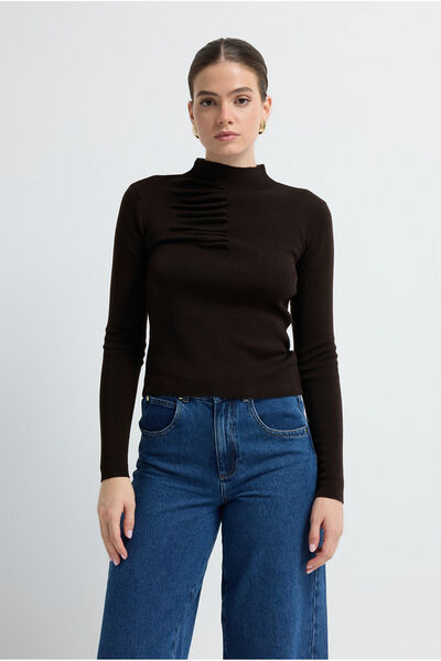 Gather Detailed Knitwear Sweater