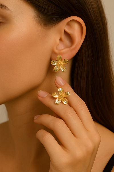 Women's Steel Anti-Tarnish Yellow Plated Flower Figured Earrings