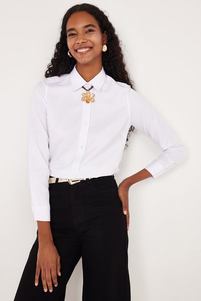 Women's Slim Fit Narrow Cut Body-Fit Long Sleeve Basic White Shirt