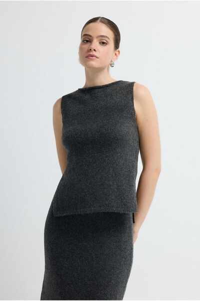 Sleeveless Knitwear Sweater