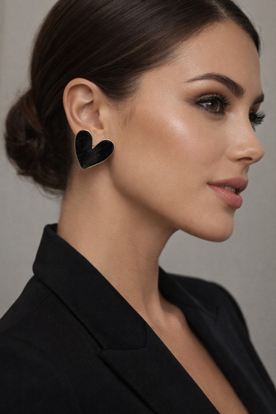 Women's Heart Earrings Black