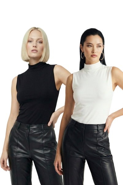 Women's Black and White 2-Piece Sleeveless Body Half Throat