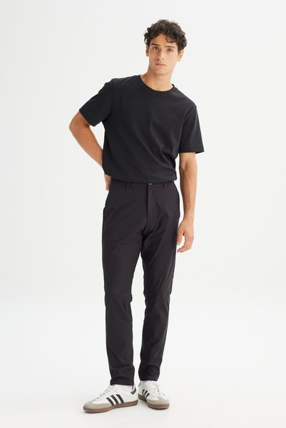 Regular Fit Normal Cut Normal Waist Side Pocket Detailed Black Casual Trousers