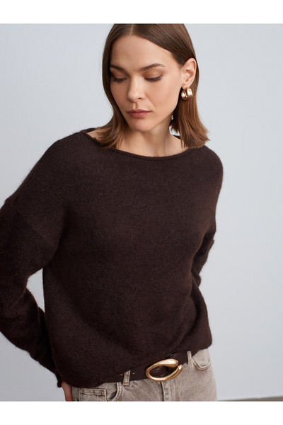 10854 Boat Neck Soft Textured Sweater-Brown