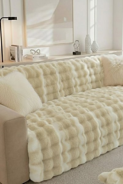 Luxury Fur Sofa Cover 170X215 cm Soft Plush Non-Slip Base Sofa Cover Beige Cream