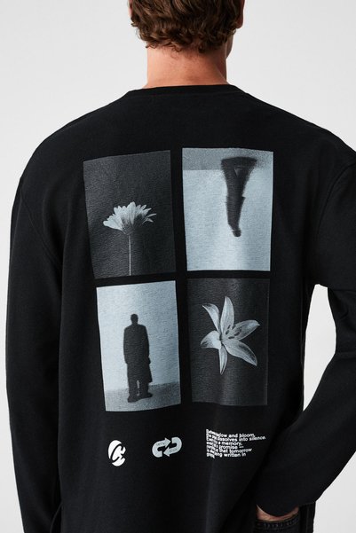 Fragment Men's 100% Organic Cotton Printed Long Sleeve Black T-Shirt