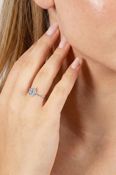 925 Sterling Silver Ring Ros Gold Plated Diamond-Encrusted Sparkling Drop Cut Solitaire Ring