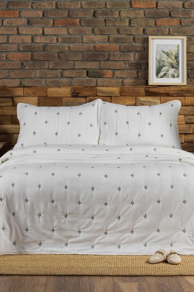 Larissa Bedspread Set Double Size Embroidered (220X240 cm) Green