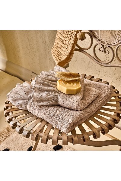 Soft Ruffle Face Towel - Cream - 50X90 cm