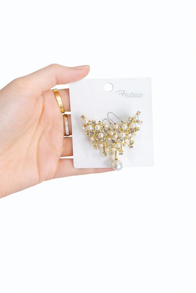 Pearl and Stone Detailed Dangle Stylish Brooch