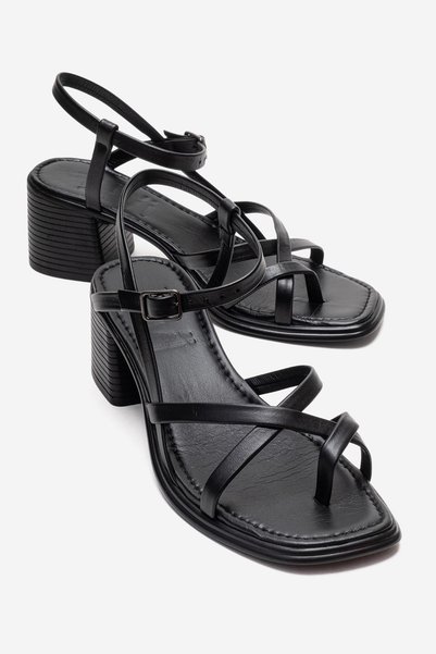 Lavish Black Genuine Leather Women's Thick Heeled Sandals