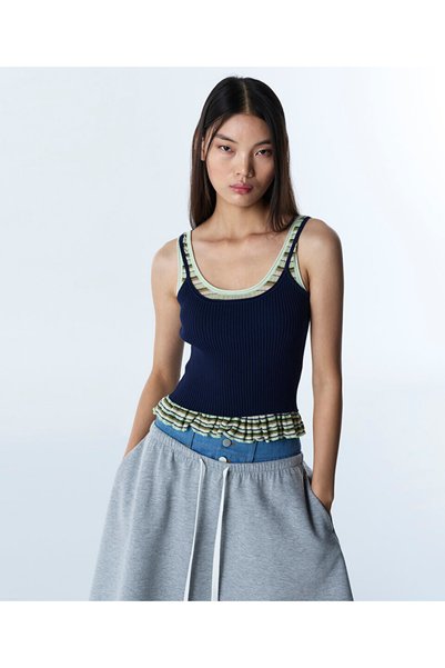 Double piece look knitwear