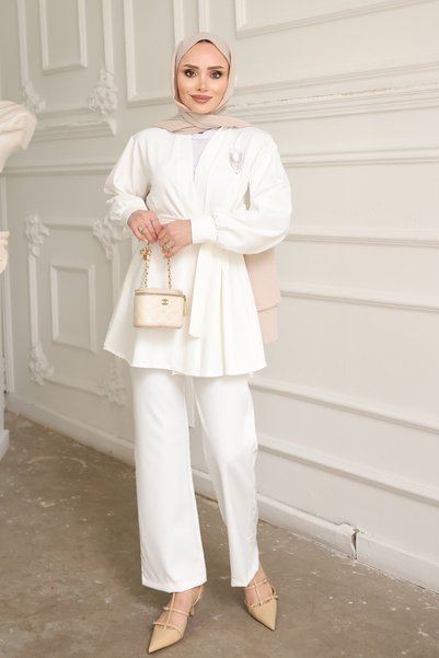 White Collar Brooch Detailed Tunic Trousers Set