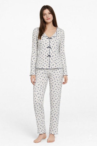Women's Cotton Crisp Floral Print Baby Overlocked Bow Long Sleeve Pajama Set
