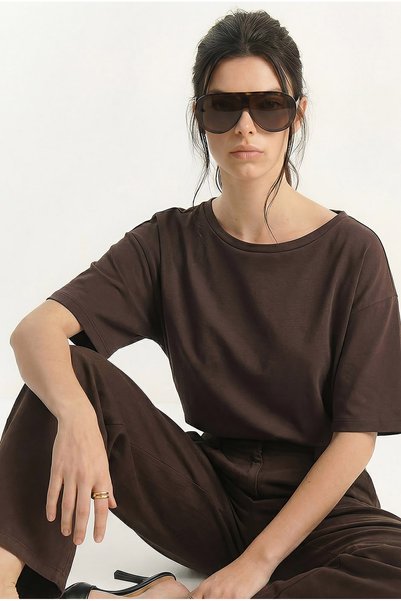 Women's Bitter Brown V-Back Lace Detailed Scuba Oversize T-Shirt 1050 60283974