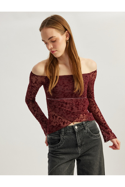 Asymmetrical Boat Neck Off-The-Shoulder Lace Long Sleeve T-Shirt