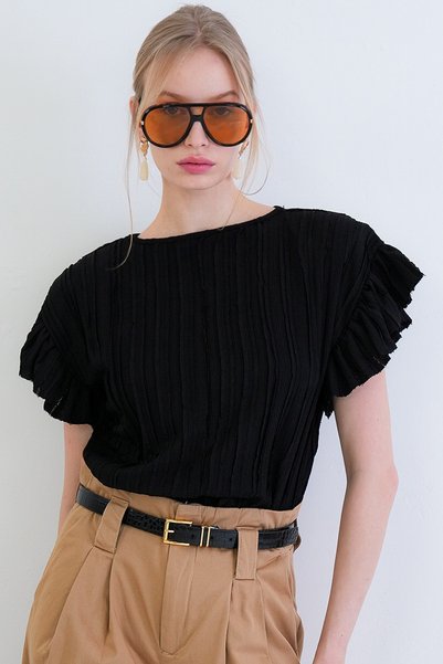 Black Crew Neck Ruffled Sleeves Padded Knitted Blouse Alc-X15401