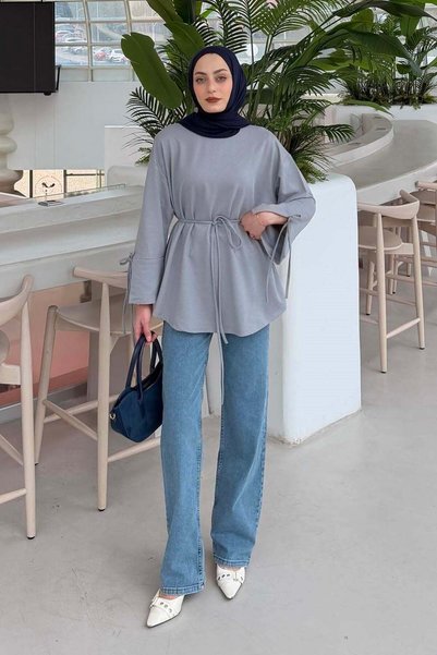 Sweatshirt with Slit Detail Grey