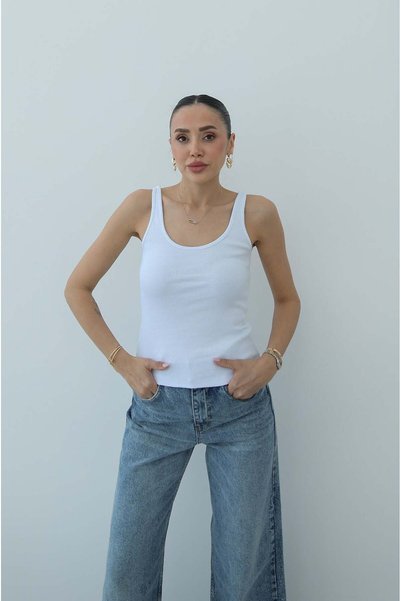 White Scoop Neck Corded Fabric Athlete Top