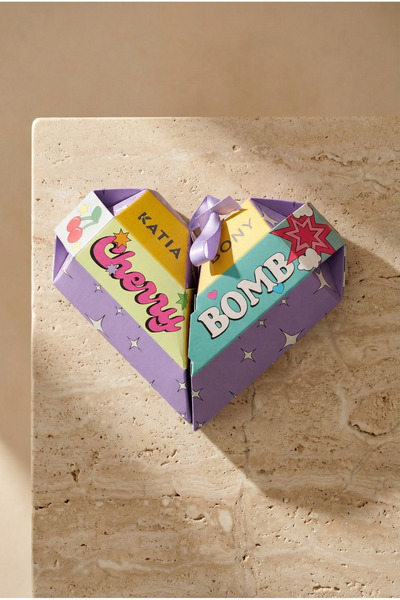 Heart-Shaped Openable Cherry Bomb Design Gift Box