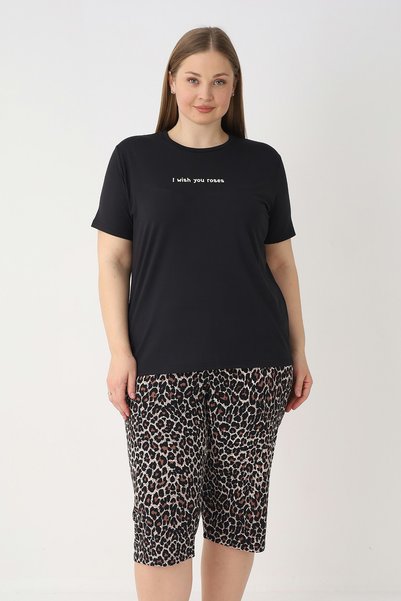 Plus Size Women's Short Sleeve Capri Pajama Set 26082 Leopard