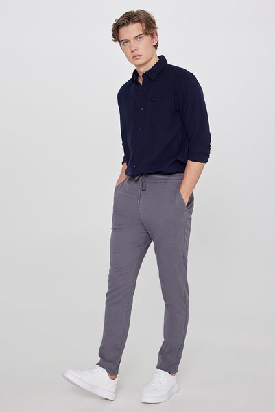 Soft Textured Regular Fit Regular Cut Trousers with Pockets