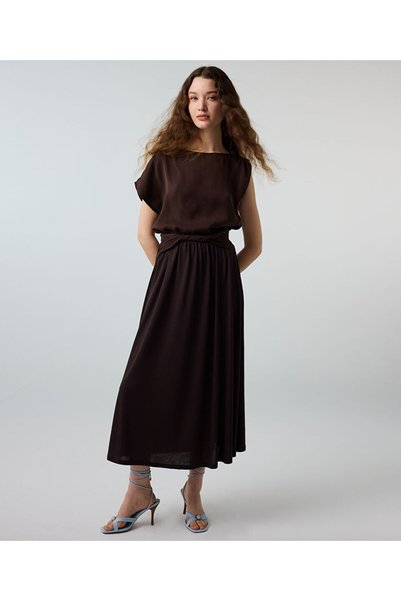 Ribbed Belted Flared Skirt