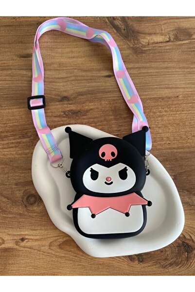 Детска чанта модел Kuromi со уши на црна мачка ( Ширина 10cm Висина 15cm )