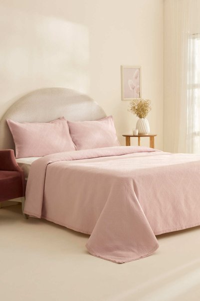 Adelia Scalloped Double Bedspread Set Powder