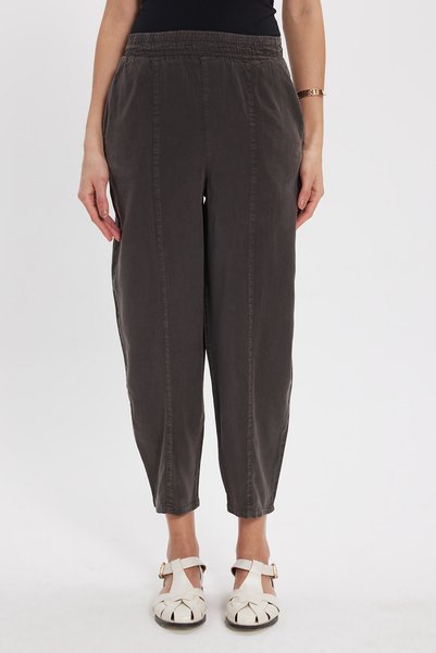 Women's Relax Fit Comfortable Cut, Elastic Waist, Soft Textured, Double Pocket Brown Trousers