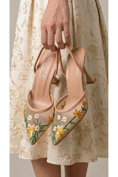 Women's Nude Floral Embroidery Detailed Strappy Elastic Pointed Toe Evening Dress Shoes 9cm Byndprscic01