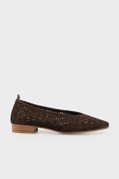 Brown Leather Women's Classic Shoes