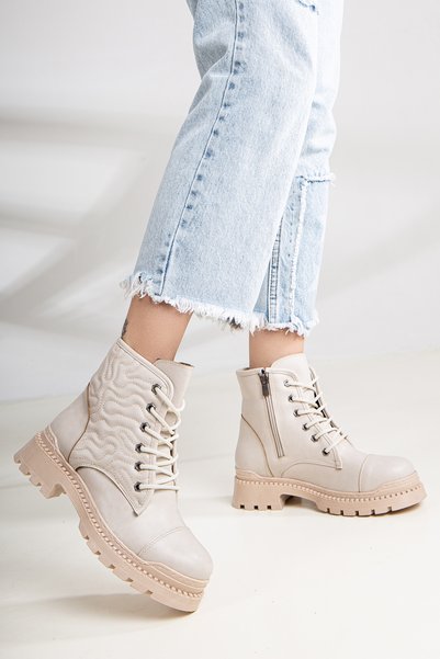 D1077 Women's Patterned Thick Sole Serrated Winter Boots